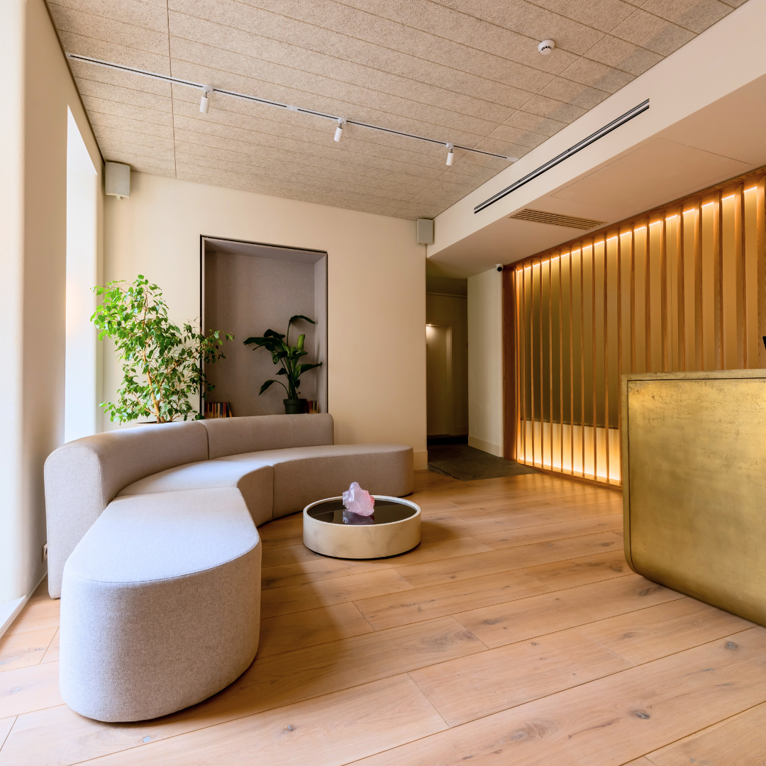 Corporativo-Estofados-Madry-Confecções-e-Reformas-de-Sofas-Poltronas-Cabeceiras-Pufes-Ponta-Grossa-Paraná